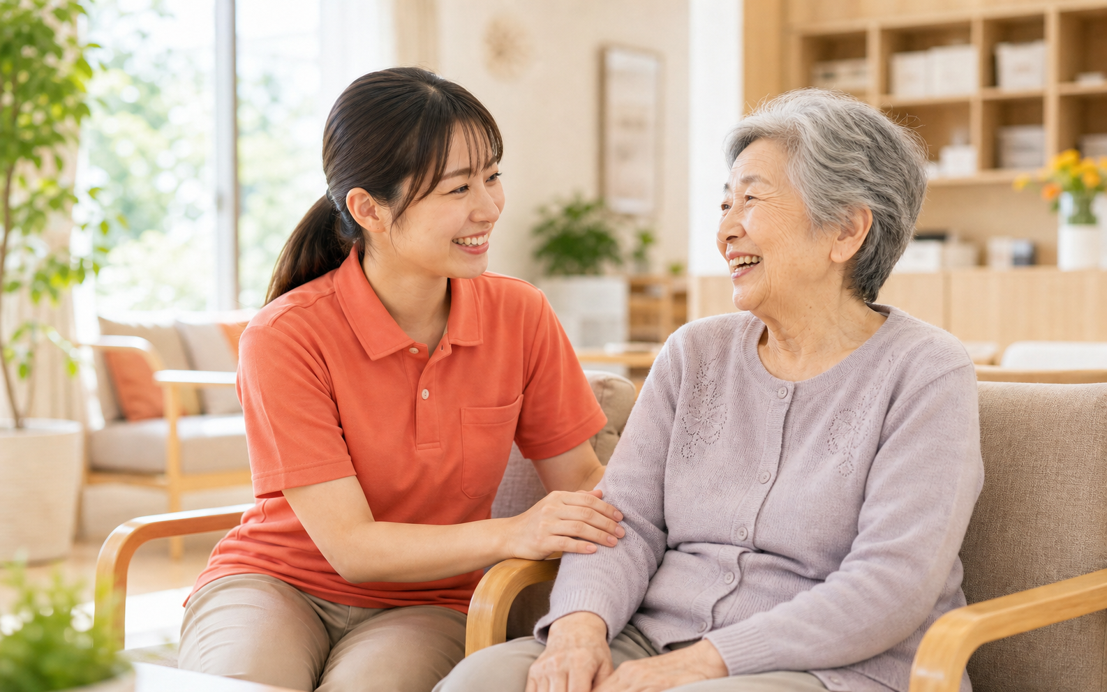利用者と向き合うスタッフ